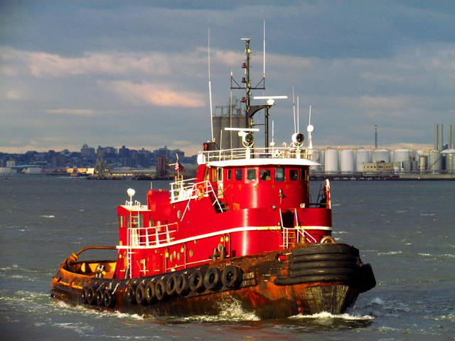 Fdny Rescues Naked Man Found Swimming In The Hudson River